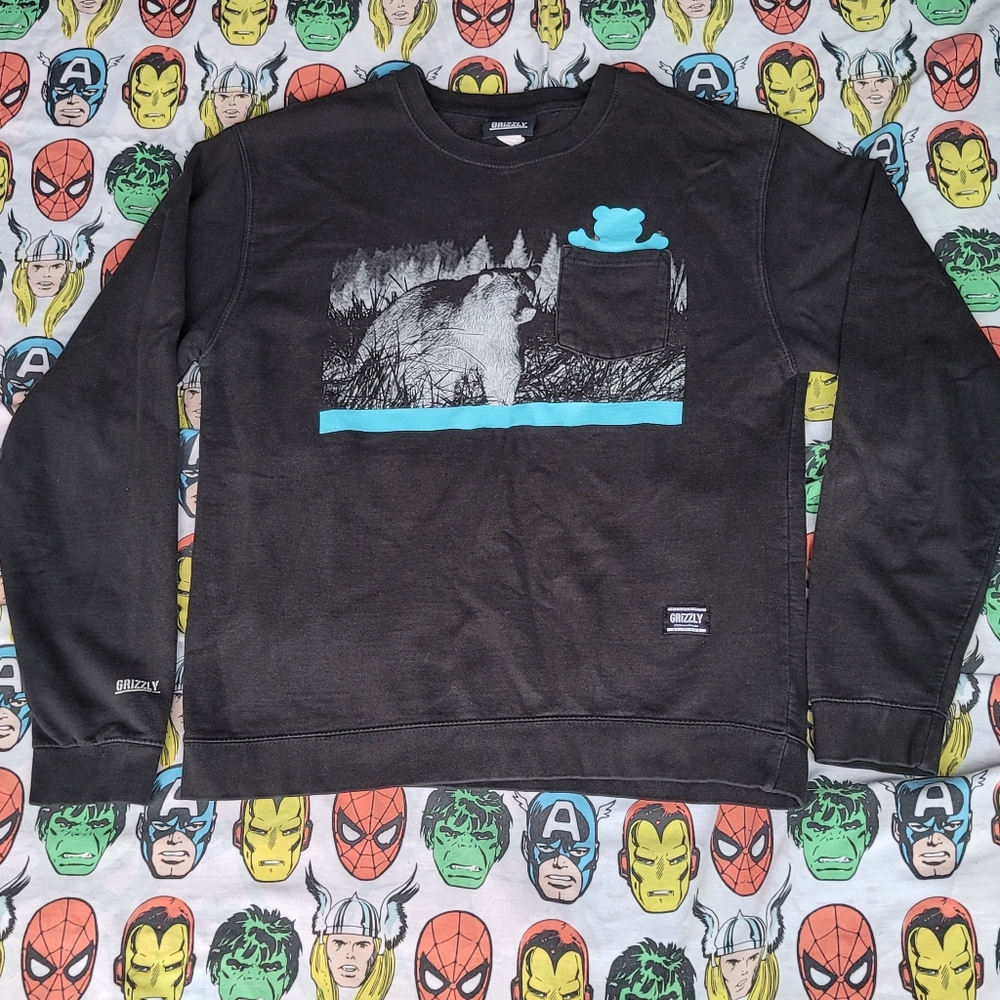 Grizzly Skateboard Pocket Sweater